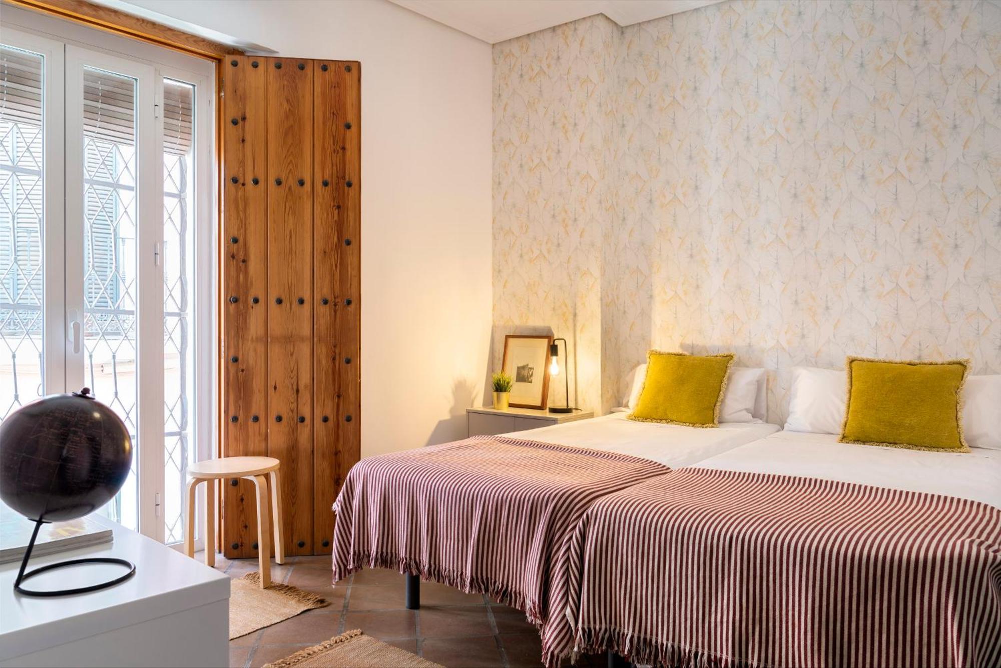 Lepanto Premium Apartments Севилья Экстерьер фото